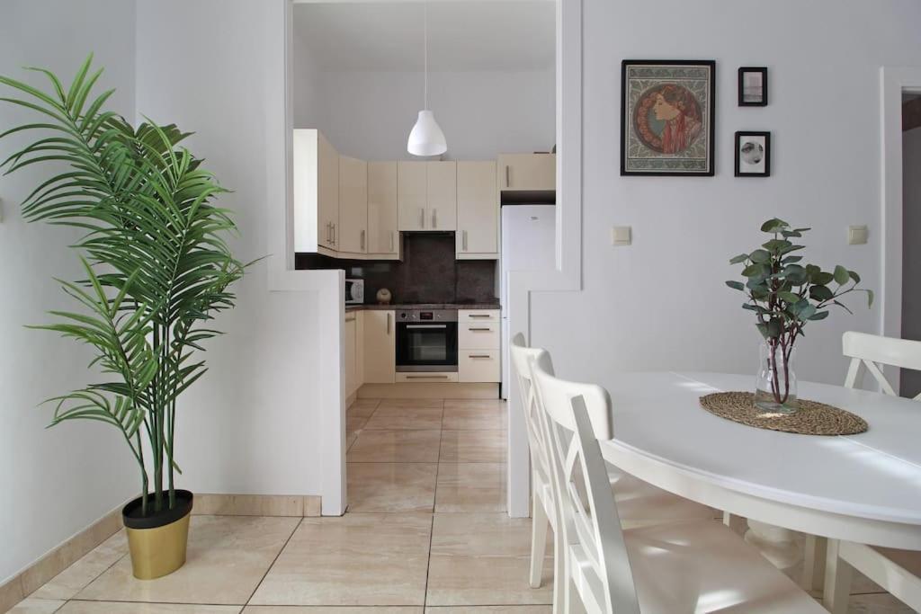 Paseo De Gracia Gran Via De Les Corts Catalanes Apartment บาร์เซโลนา ภายนอก รูปภาพ